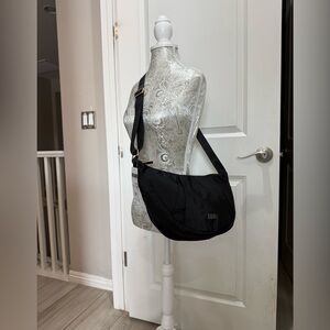 Unisex Sporty Black Shoulder Bag NWT